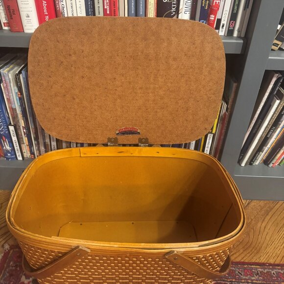 Hawkeye Finest Hamper/picnic basket - Picture 9 of 12